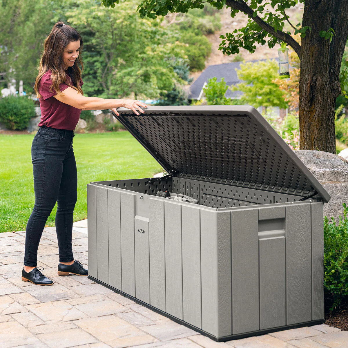 568 Litre Modern Outdoor Storage Deck Box
